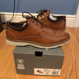 Stacy Adams size 5 brown dress shoes